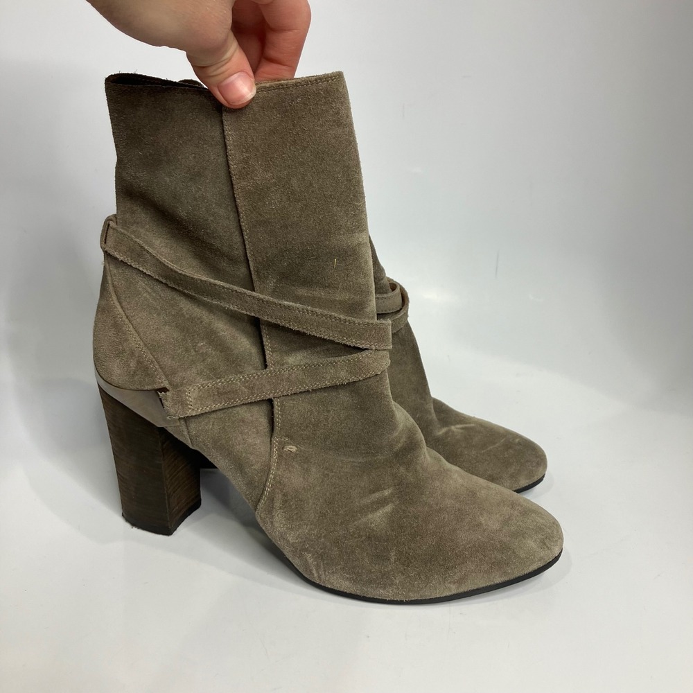 Lanvin Italy taupe suede heeled ankle boots women's size 41 luxury neutral